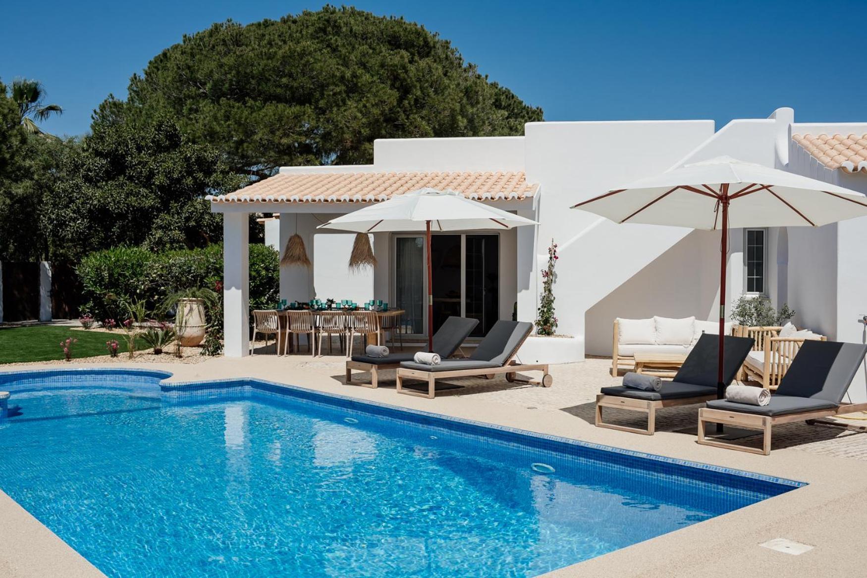 Villa The Carobs *